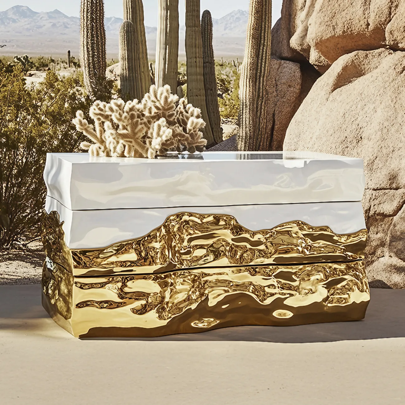 Роскошный комод MIVICA из дерева и нано покрытия KD38888-32