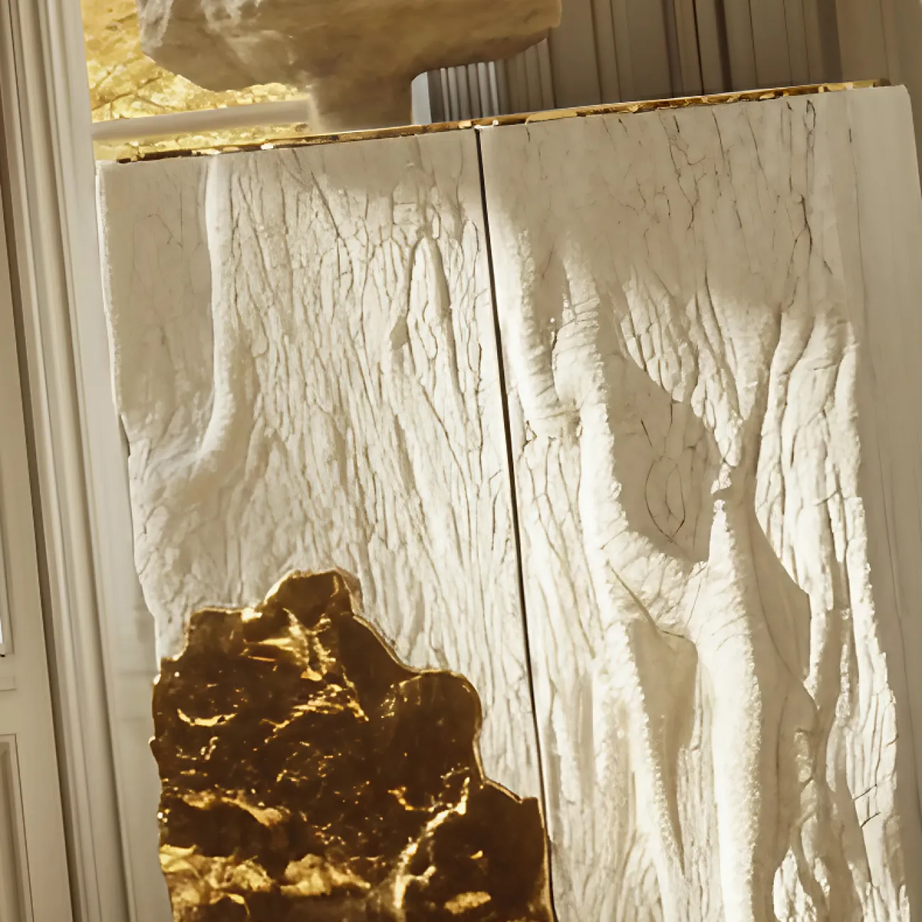 Элегантный сервант MIVICA из дерева и сплава ASA SV38904-32 Элегантный сервант MIVICA из дерева и сплава ASA SV38904-32