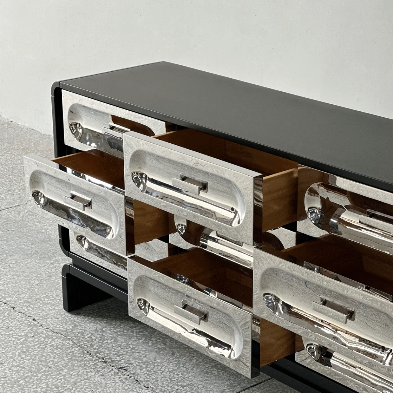 Современный комод Yanshe от LaLume из дерева и стали KD38970-32 Современный комод Yanshe от LaLume из дерева и стали KD38970-32