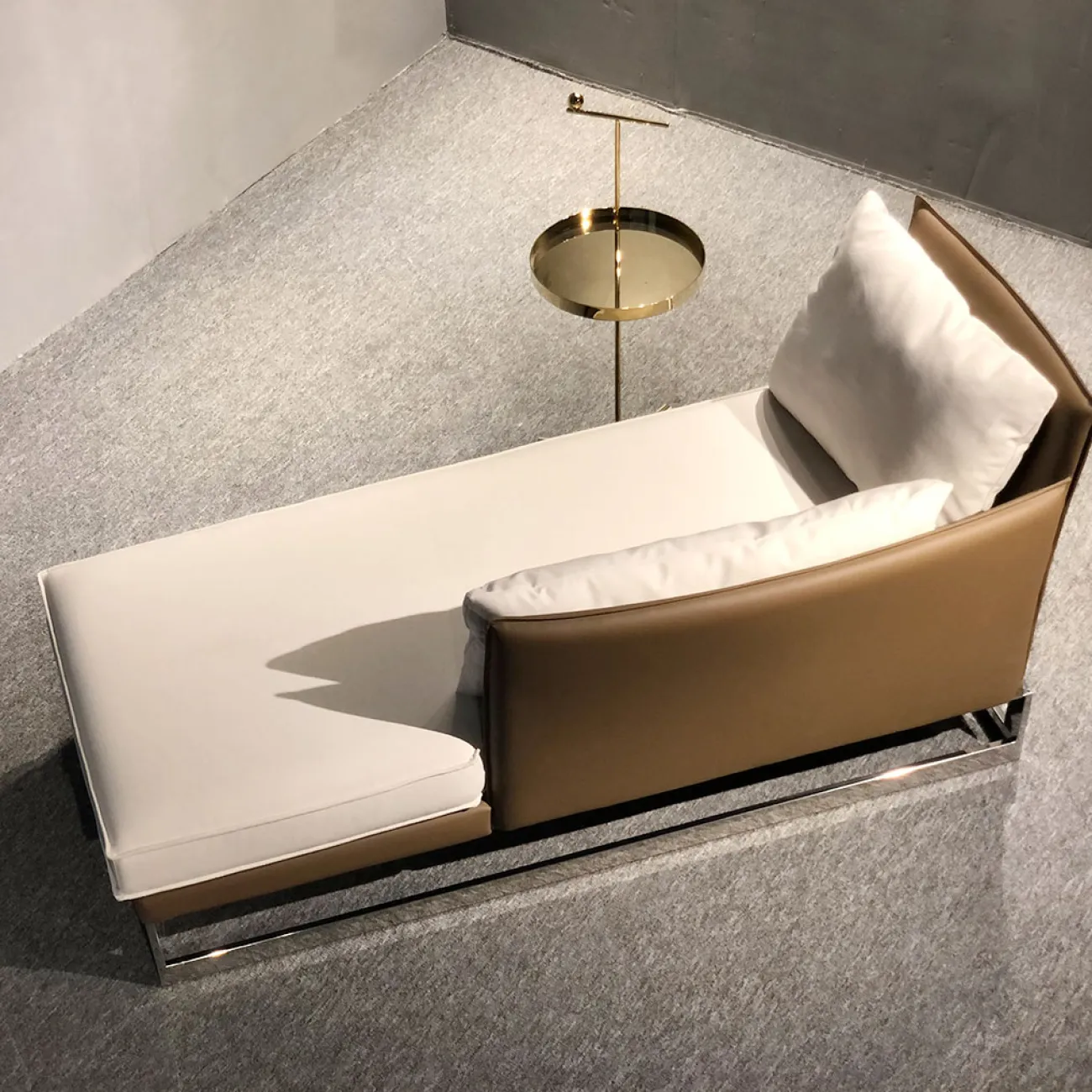 Удобный диван Yanshe из дерева и стали DV38979-32