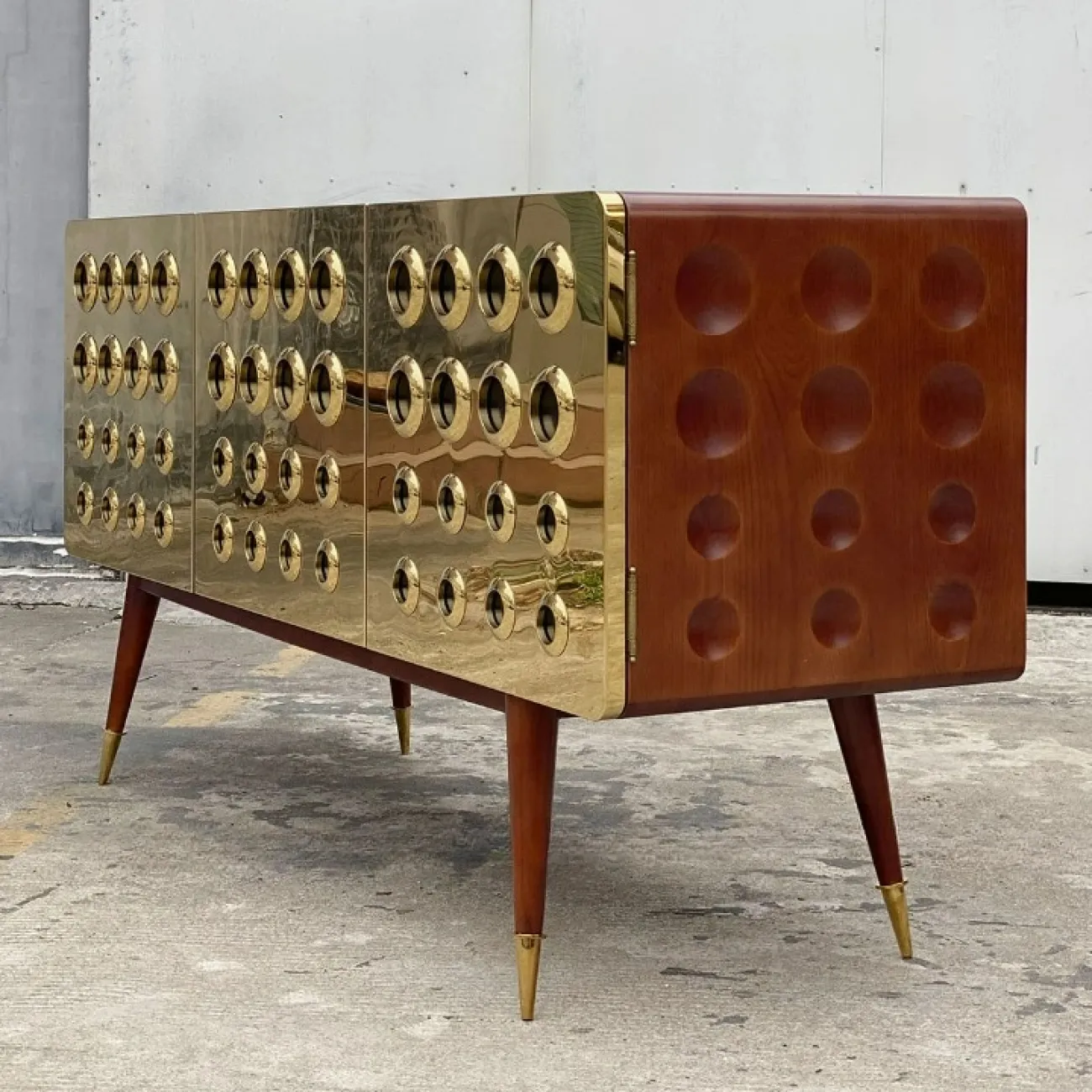 Оригинальный комод Yanshe из дерева и стали KD38980-32 Оригинальный комод Yanshe из дерева и стали KD38980-32