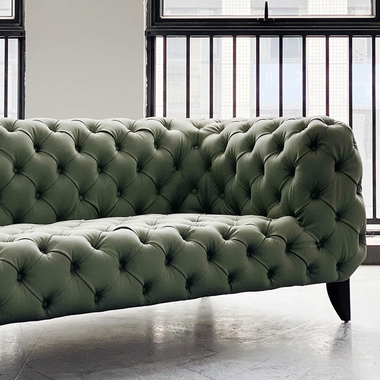 Стильный диван Yanshe от LaLume из дерева и фланели DV38982-32 Стильный диван Yanshe от LaLume из дерева и фланели DV38982-32