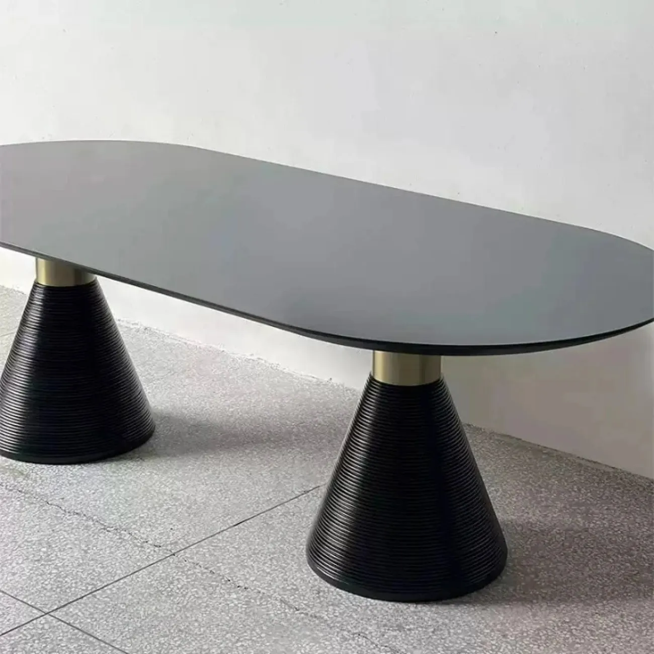 Стильный обеденный стол Yanshe от LaLume из дерева OS38986-32