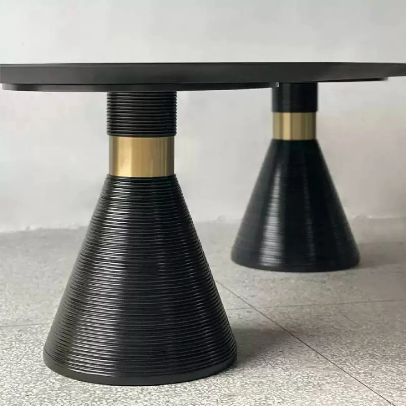 Стильный обеденный стол Yanshe от LaLume из дерева OS38986-32