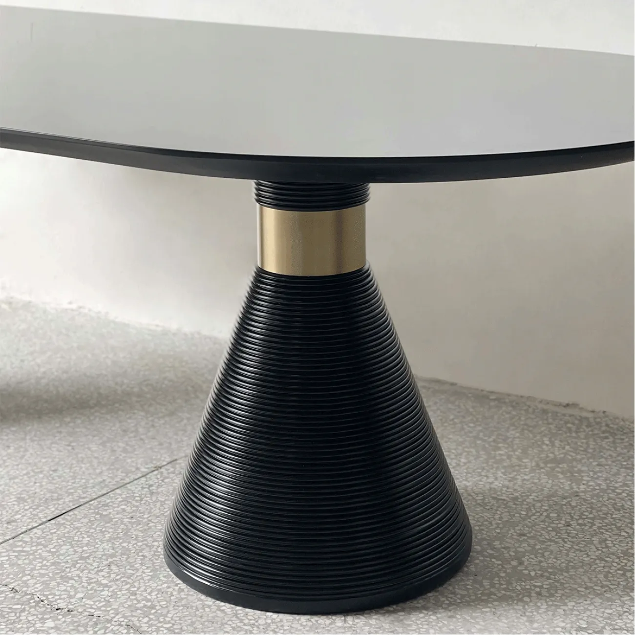 Стильный обеденный стол Yanshe от LaLume из дерева OS38986-32