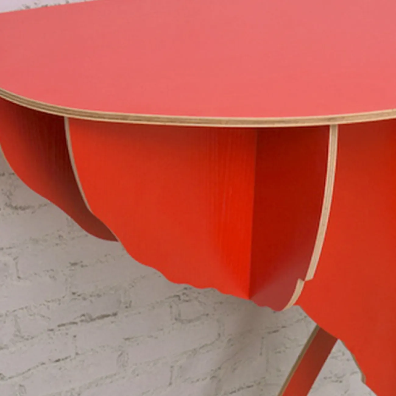 Дизайнерский пристенный столик "Страус" от Yanshe из ясеня PS38987-32 Дизайнерский пристенный столик "Страус" от Yanshe из ясеня PS38987-32