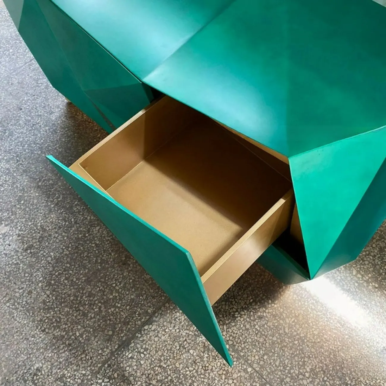 Дизайнерский комод "Геометрия" Yanshe из ясеня KD38999-32 Дизайнерский комод "Геометрия" Yanshe из ясеня KD38999-32