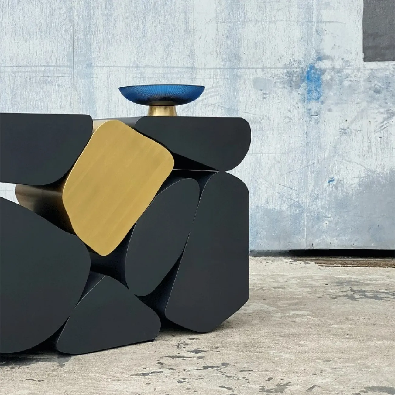 Оригинальный декоративный комод Yanshe из стали с покрытием KD39005-32