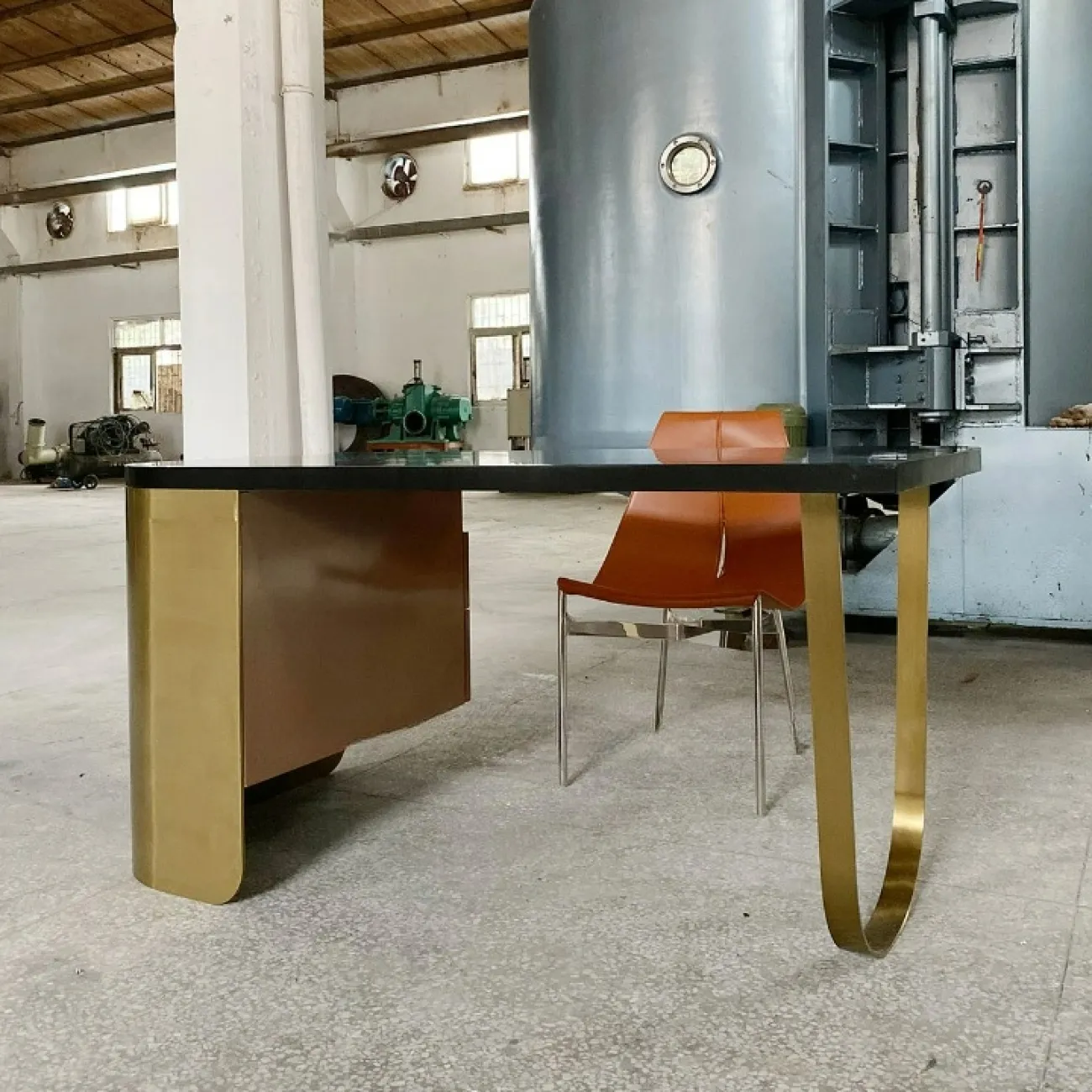 Удобный письменный стол Yanshe из дерева и стали PS39008-32