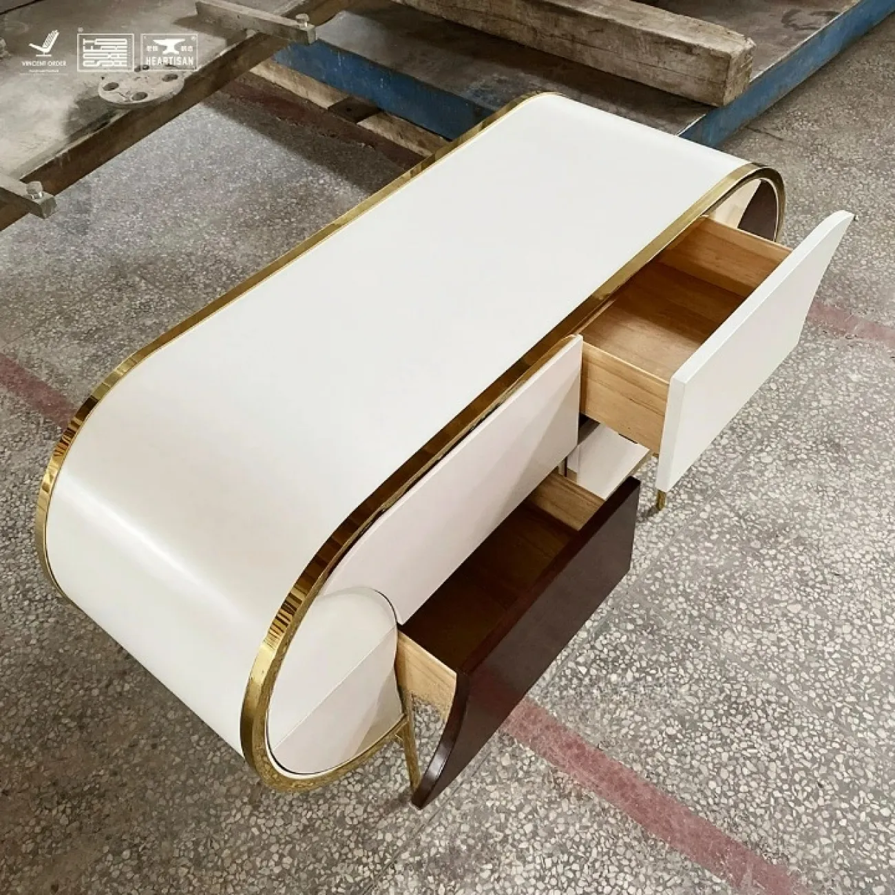 Элегантный комод Yanshe из дерева и стали KD39009-32 Элегантный комод Yanshe из дерева и стали KD39009-32