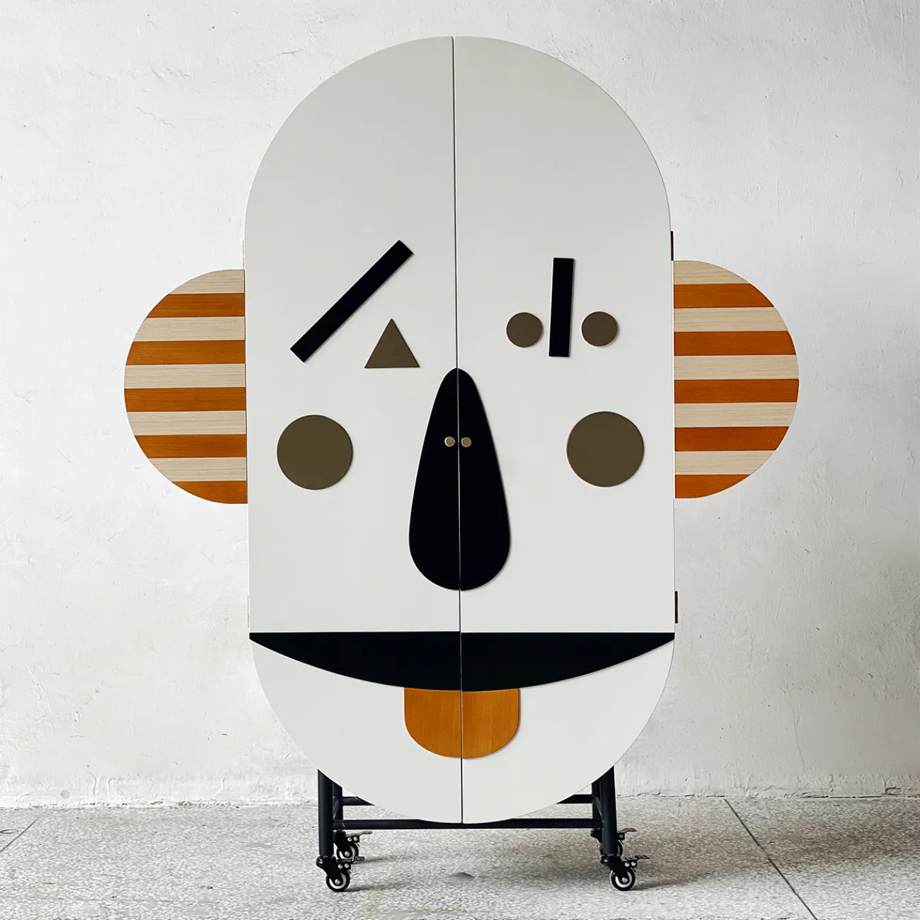 Оригинальный шкаф "Клоун" от Yanshe из дерева SH39010-32