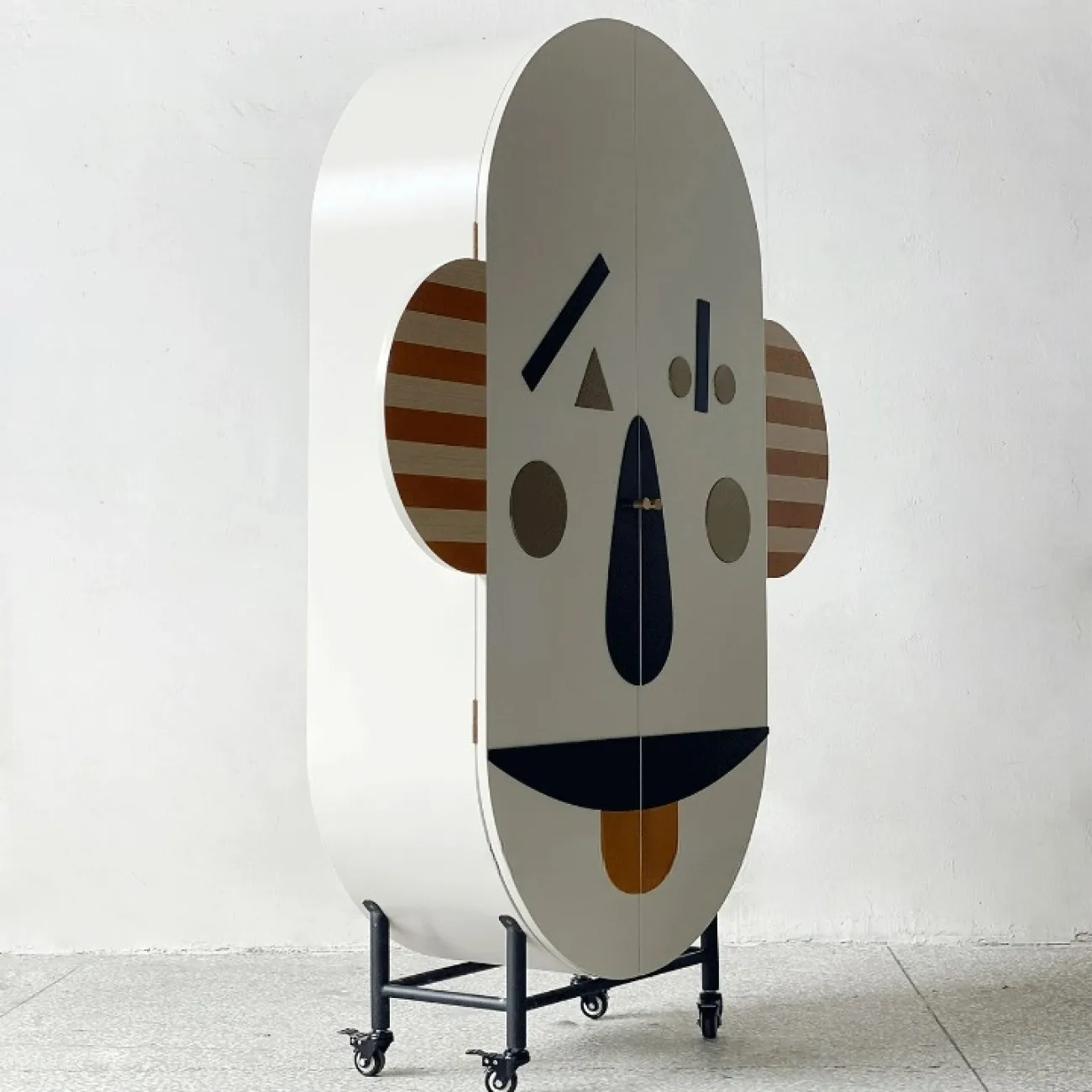 Оригинальный шкаф "Клоун" от Yanshe из дерева SH39010-32