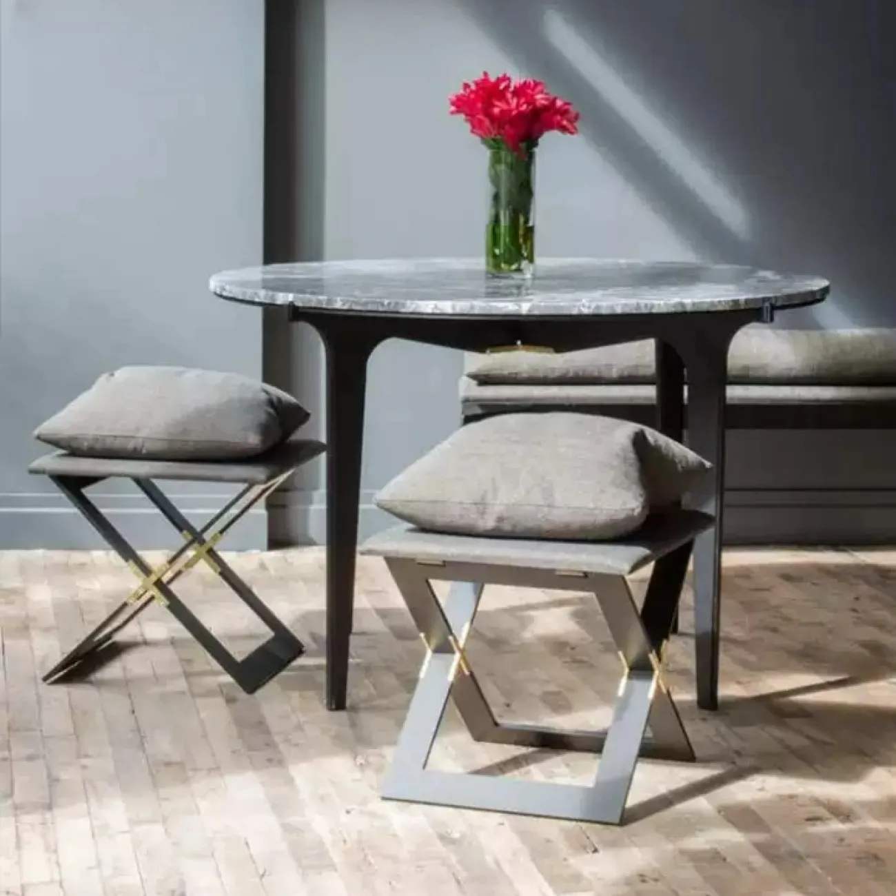 Лаконичный табурет Yanshe из стали TB39015-32
