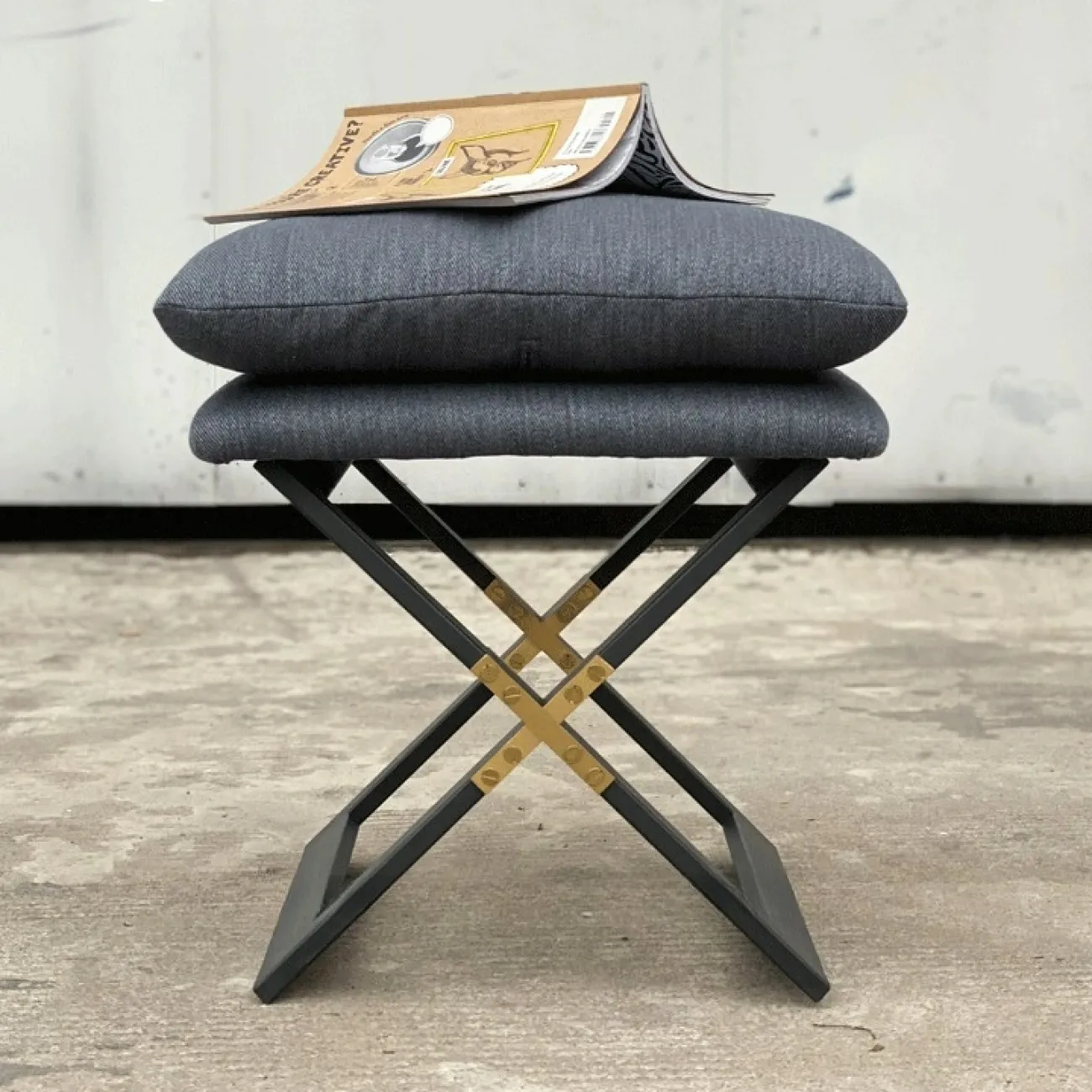 Лаконичный табурет Yanshe из стали TB39015-32