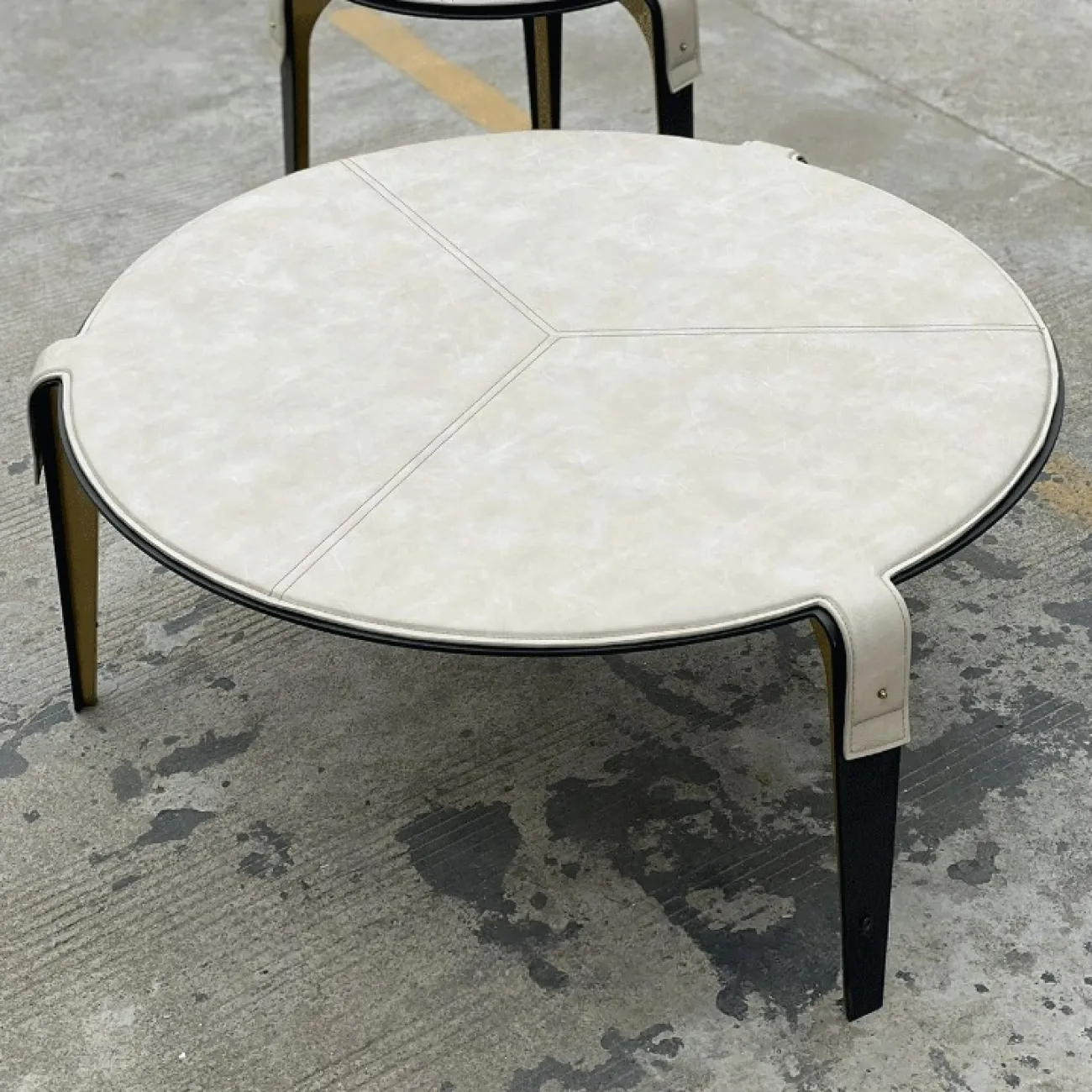 Оригинальный журнальный столик Yanshe с кожаной столешницей JS39017-32