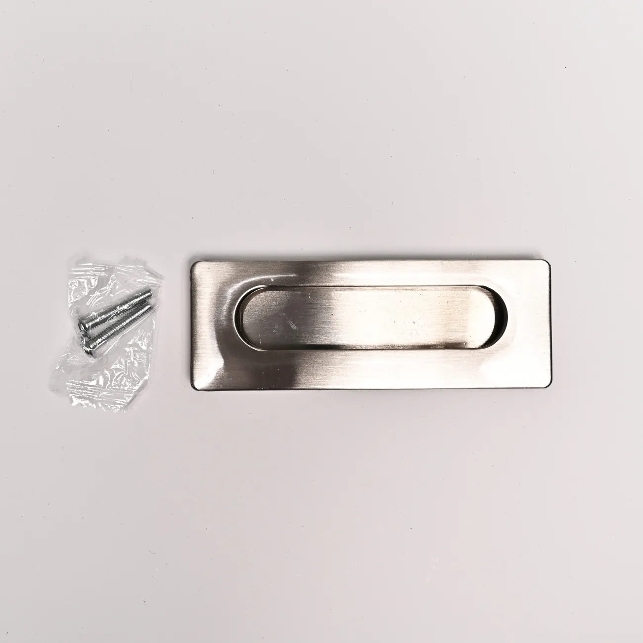  ✅ Врезная мебельная ручка LaLume Marise Steel L10: стильное сочетание современного дизайна и надежной функциональности. Уникальный акцент для вашего интерьера. Покажите свой современный вкус и организуйте время с легкостью. Закажите сейчас и создайте неп