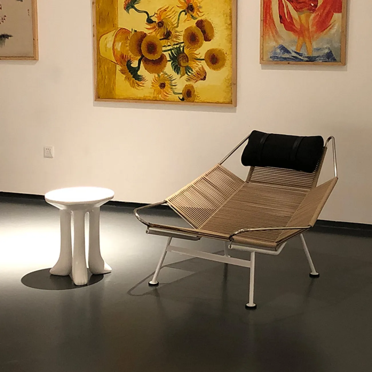 Дизайнерский журнальный столик MSFN из стали JS39052-32