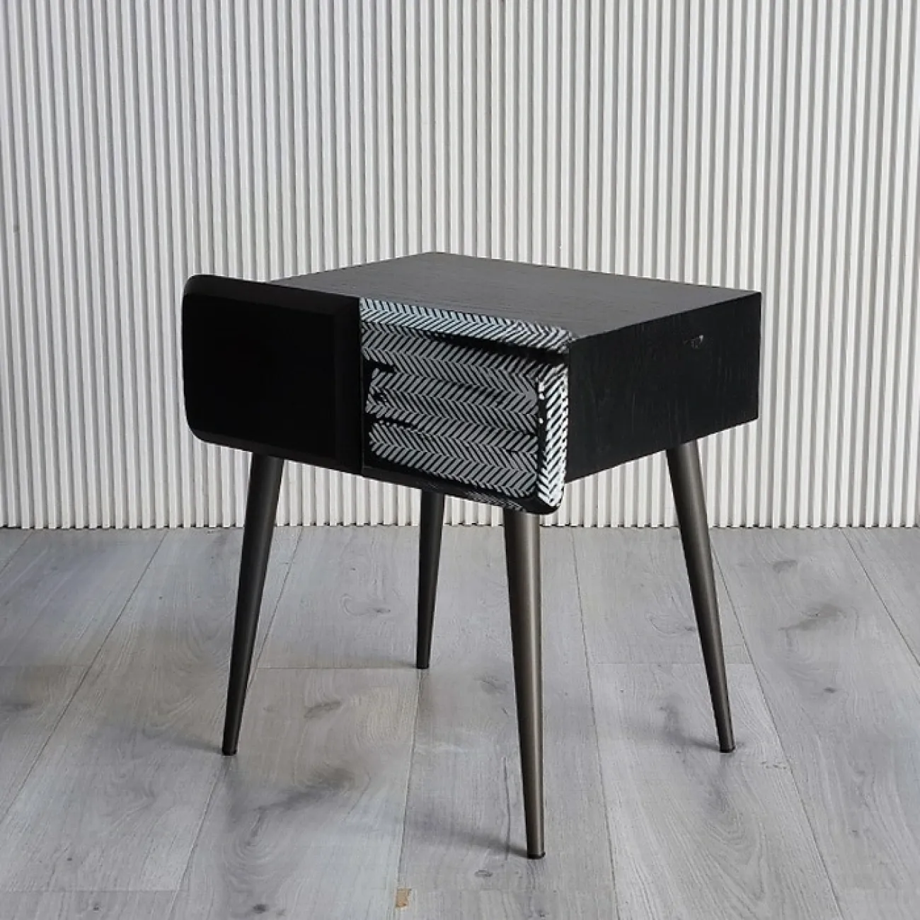 Оригинальная прикроватная тумба MSFN из дерева TB39054-32