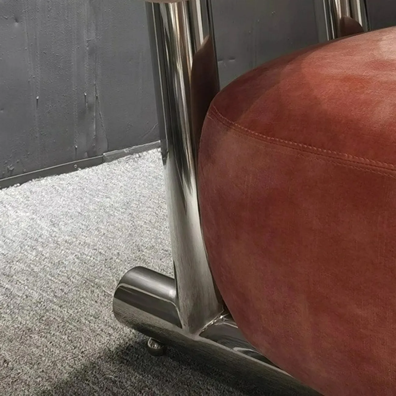  Элегантное кресло MSFN  из стали и текстиля KR39060-32