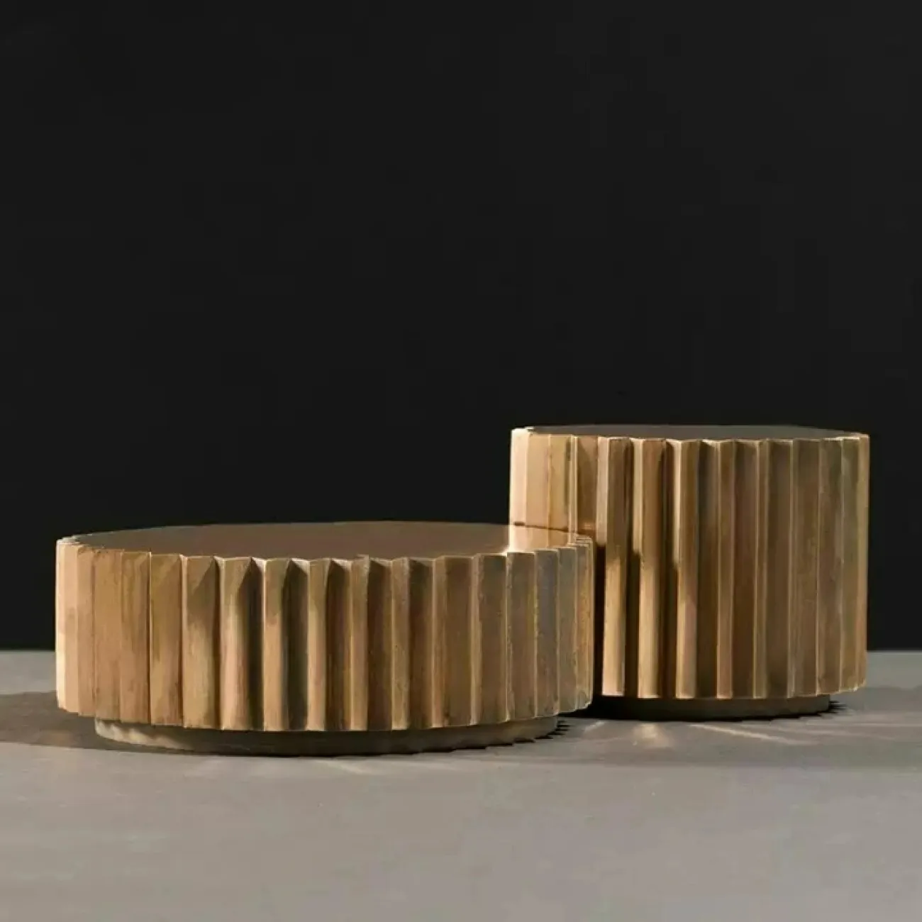 Дизайнерский журнальный столик MSFN из стали JS39062-32