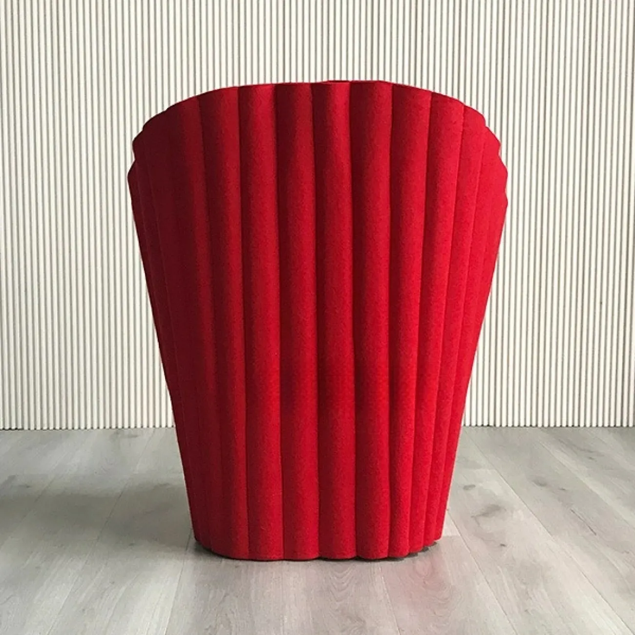 Элегантное кресло MSFN из дерева KR39064-32 Элегантное кресло MSFN из дерева KR39064-32