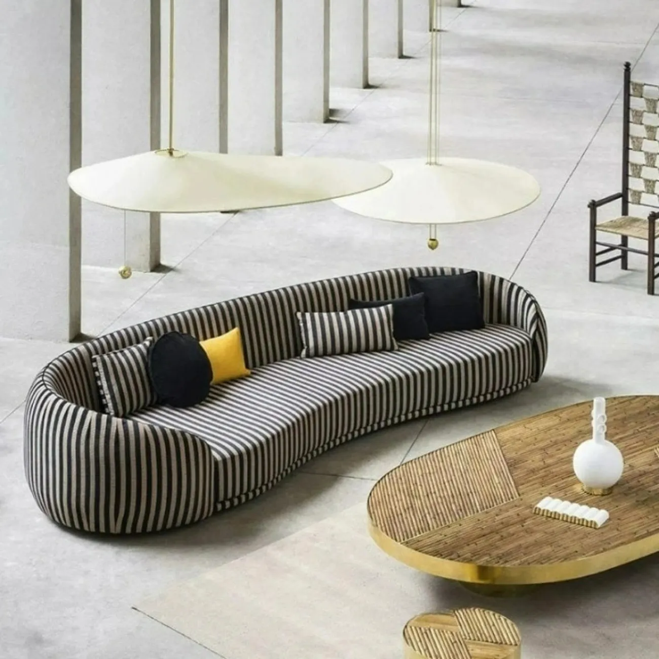 Большой диван MSFN от LaLume из дерева DV39067-32