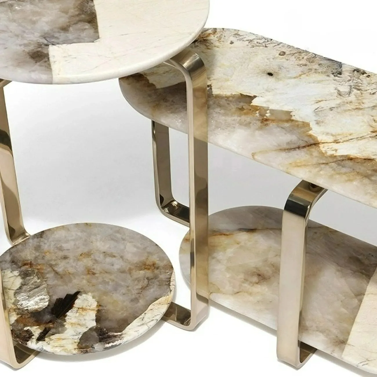 Миниатюрный журнальный столик CJ Originality из стали и мрамора JS39095-32