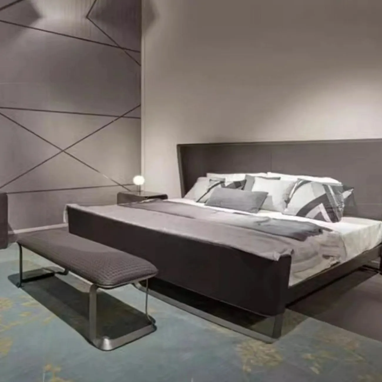 Удобная прикроватная скамья CJ Originality с кожаной обивкой TB39098-32 Удобная прикроватная скамья CJ Originality с кожаной обивкой TB39098-32