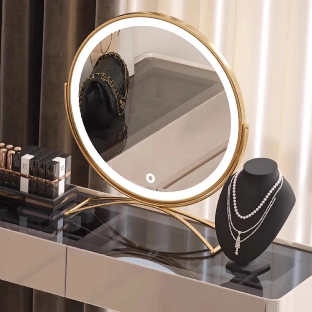 Роскошный туалетный столик Yuhao с подсветкой и стеклянной столешницей TS39109-32 Роскошный туалетный столик Yuhao с подсветкой и стеклянной столешницей TS39109-32