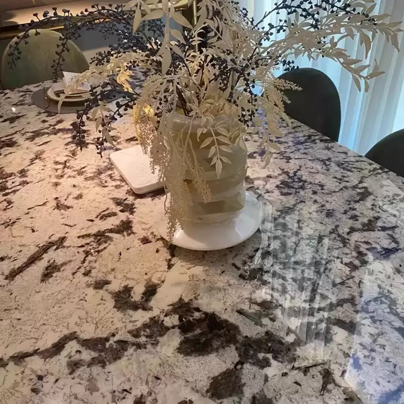 Роскошный обеденный стол AOSAI из мрамора OS39144-32