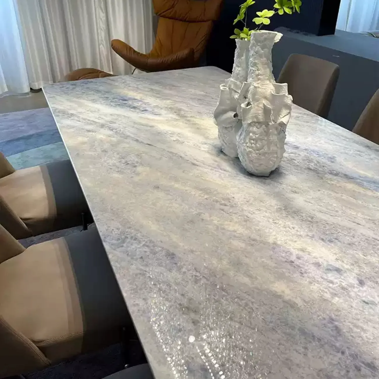 Роскошный обеденный стол AOSAI из мрамора OS39145-32 Роскошный обеденный стол AOSAI из мрамора OS39145-32