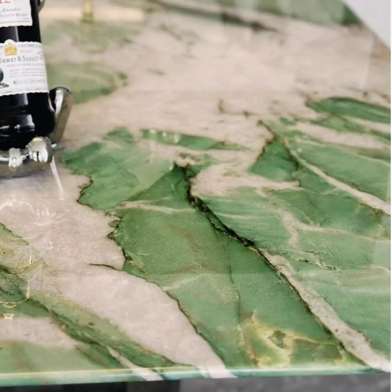 Роскошный обеденный стол AOSAI из мрамора OS39146-32 Роскошный обеденный стол AOSAI из мрамора OS39146-32