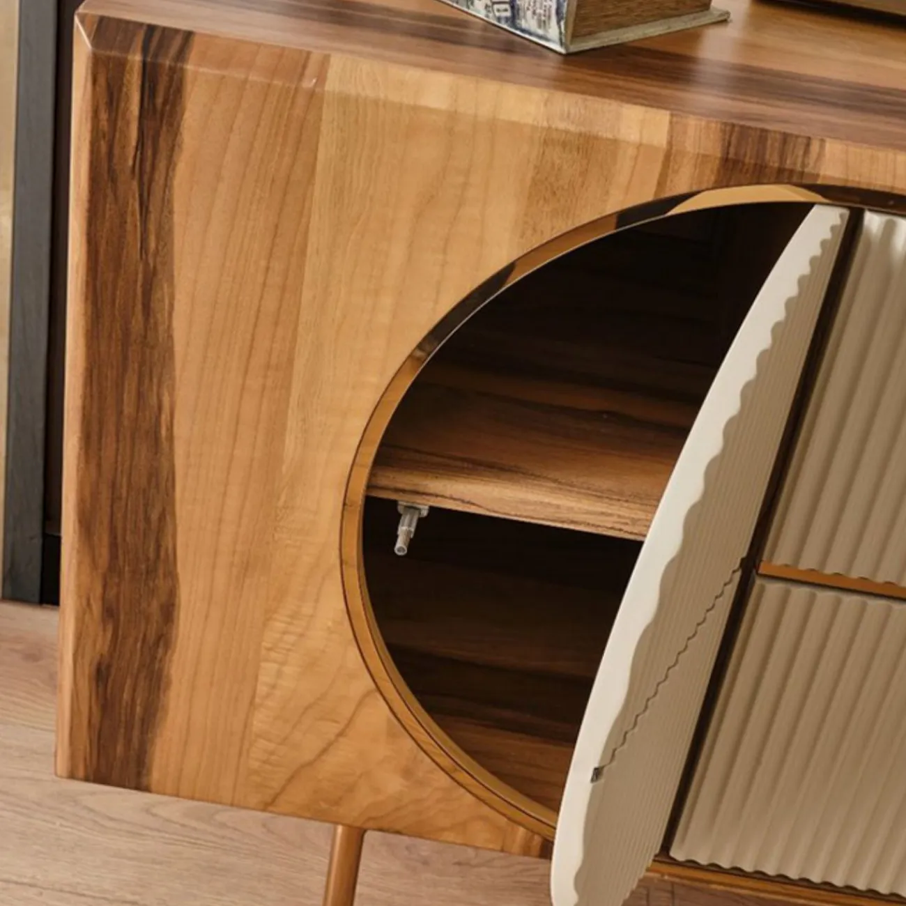 Элегантный сервант Linko из дерева SV39171-32