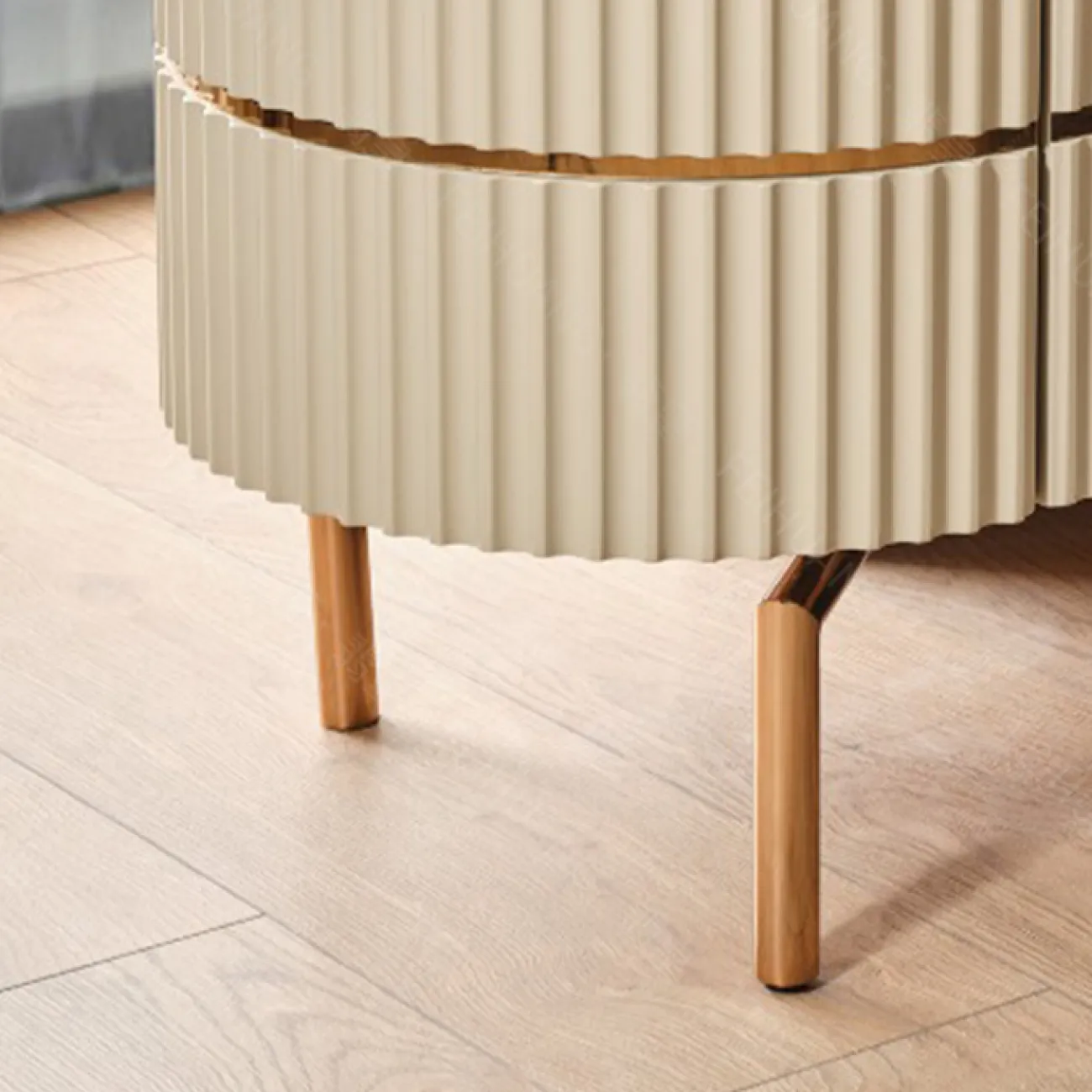 Элегантный сервант Linko из дерева SV39171-32