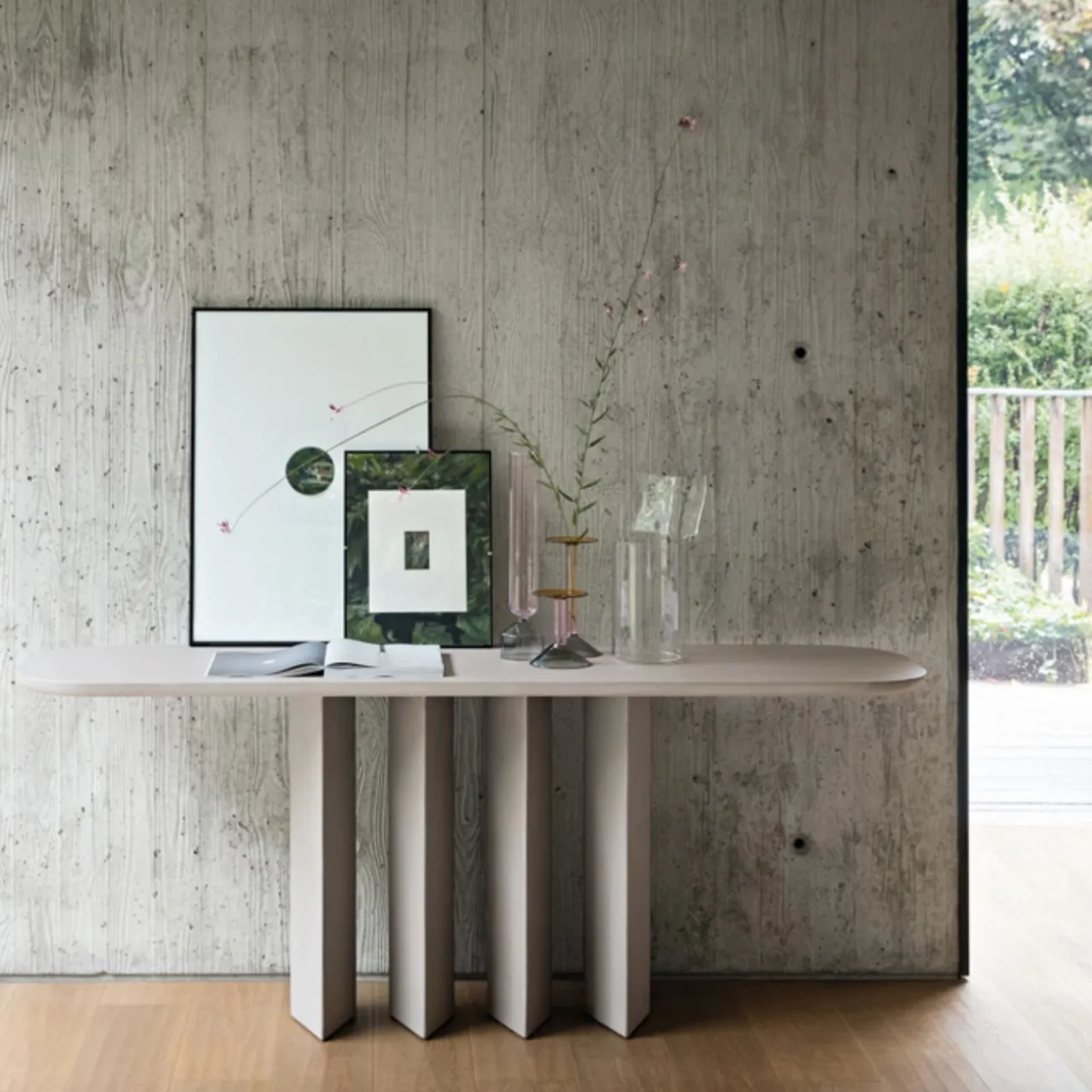 Элегантный пристенный столик Degas от LaLume с мраморной или деревянной столешницей PS39195-32