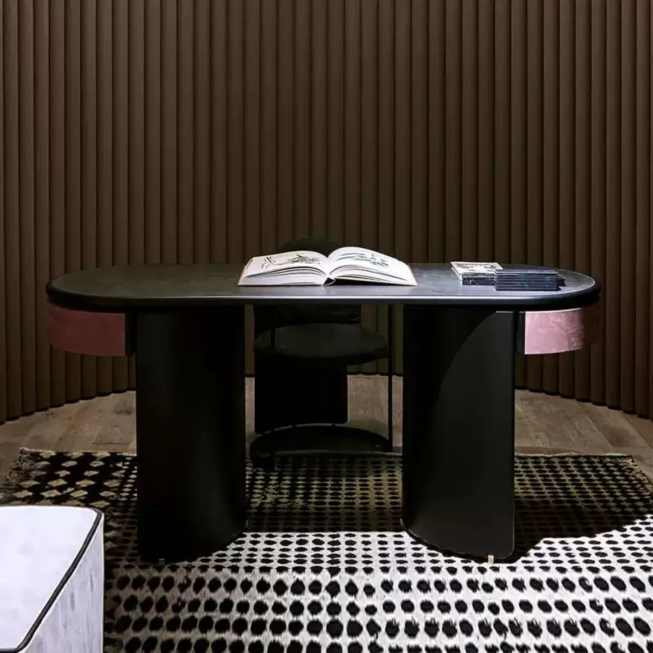 Удобный письменный стол Degas из дерева и стали PS39199-32