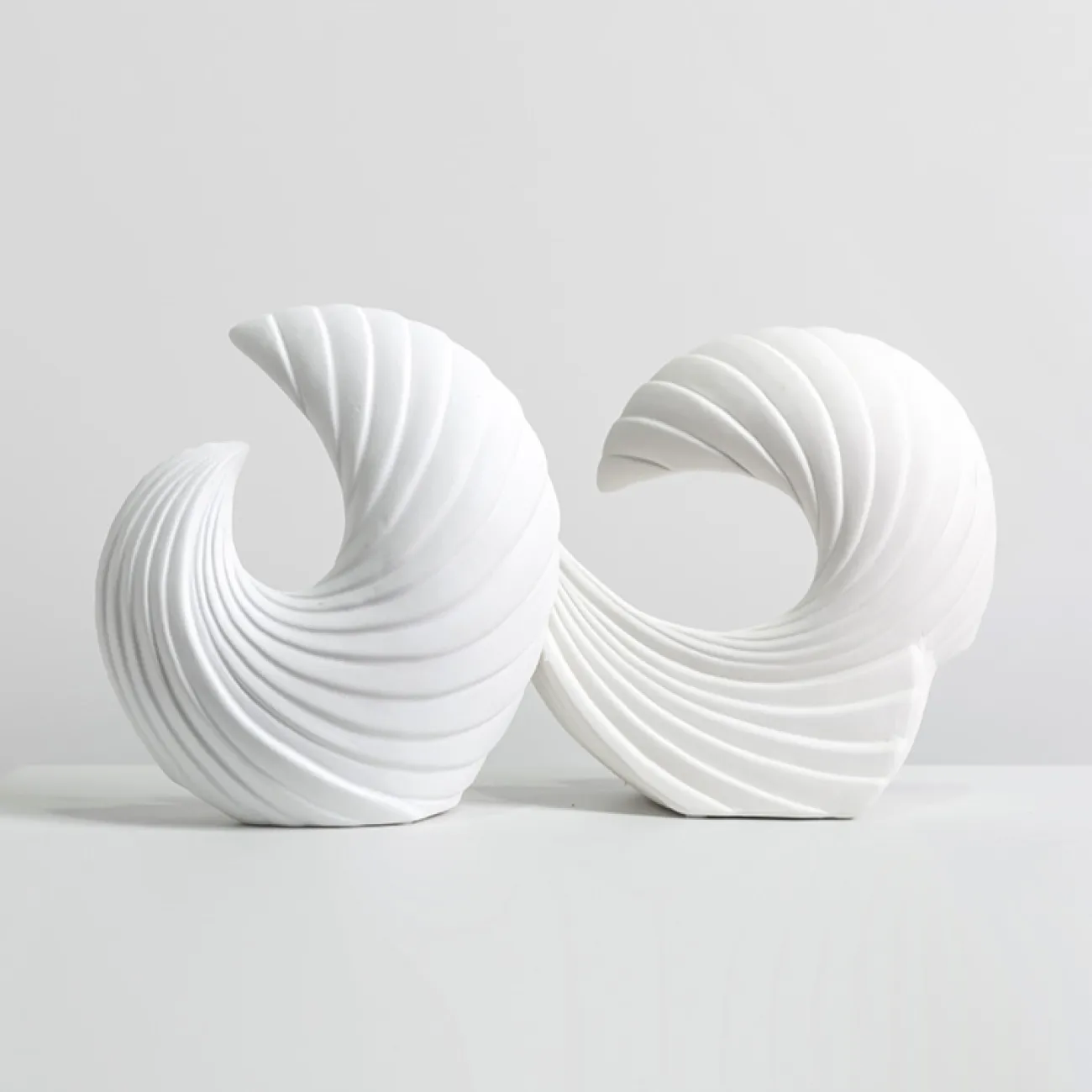 Оригинальная статуэтка Dunni из керамики SK39212-32 Оригинальная статуэтка Dunni из керамики SK39212-32