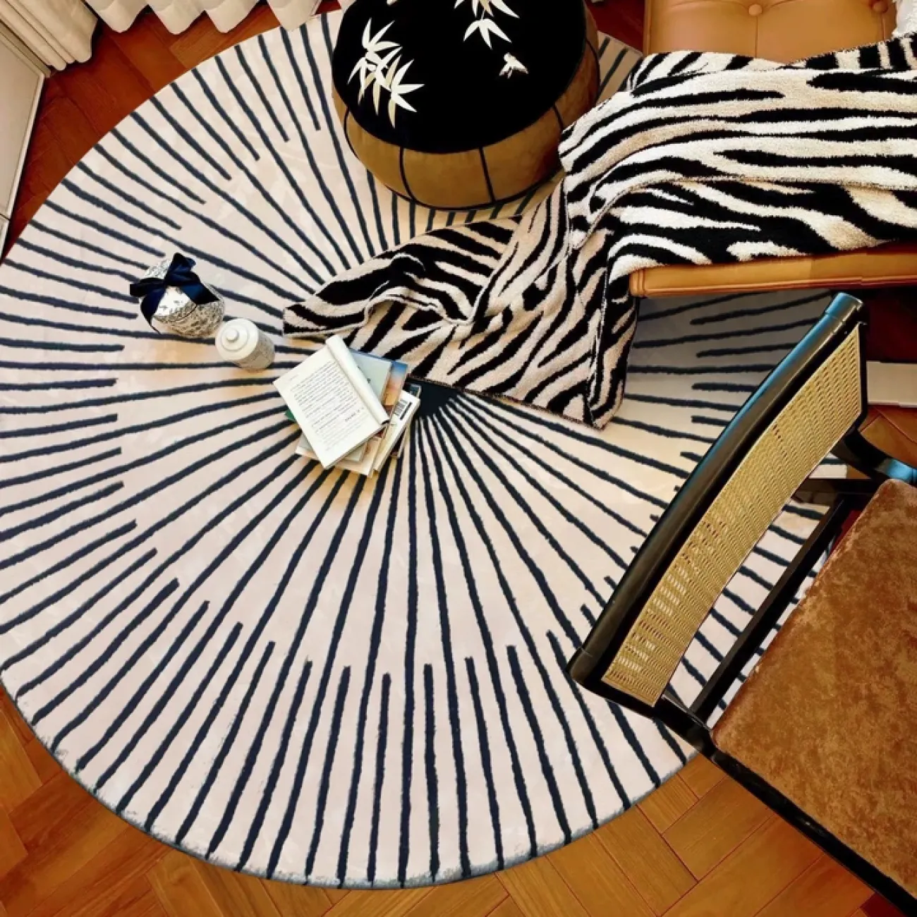 Практичный ковёр  ART Design ручной работы из шерсти или мононити KV39225-32