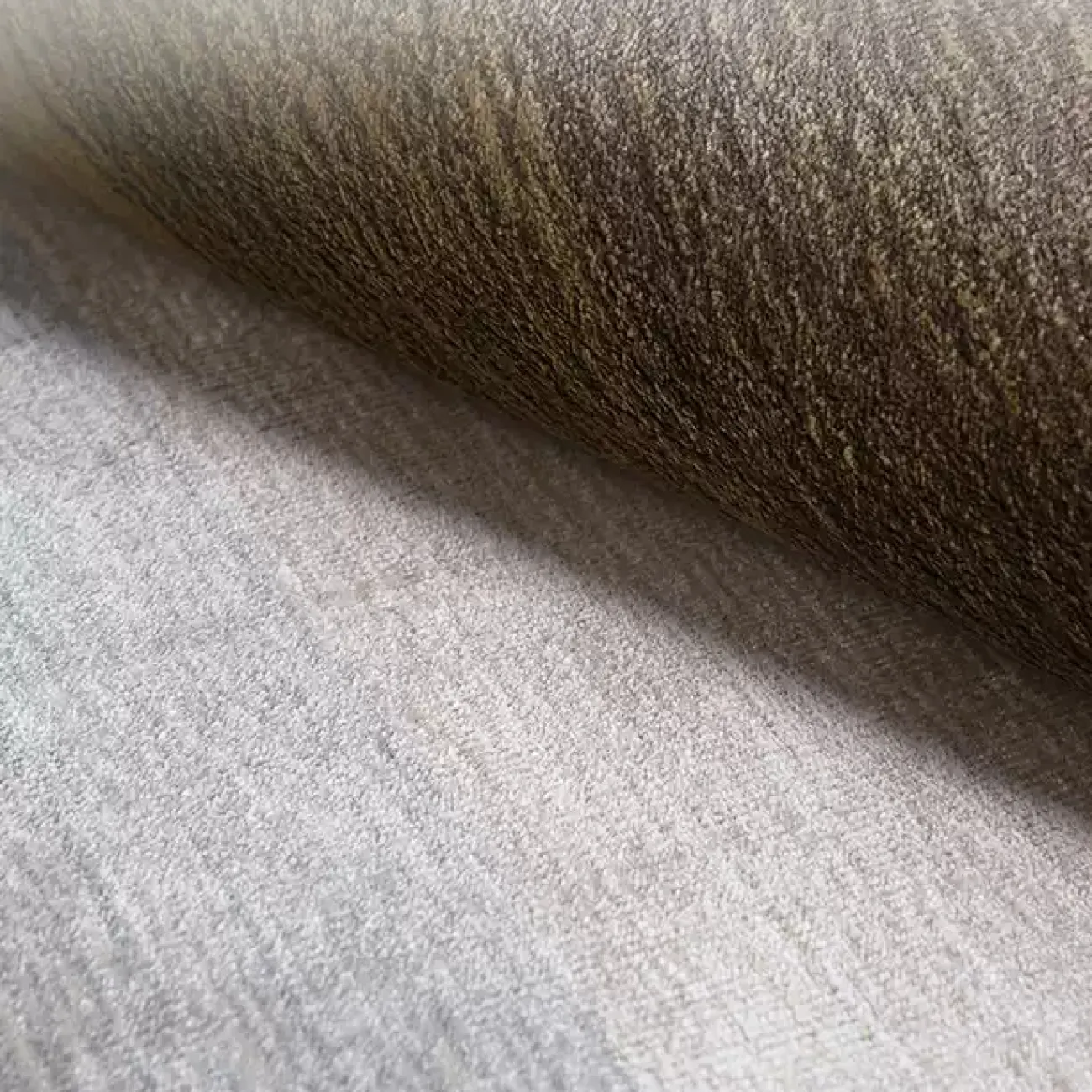 Элегантный ковёр ART Design ручной работы из лиоцеллы KV39233-32