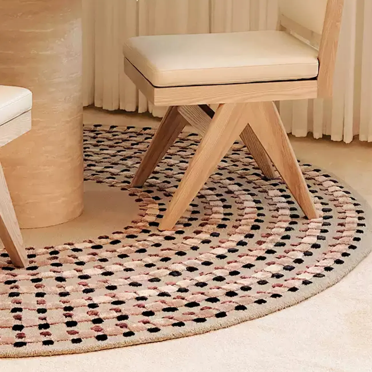 Круглый ковёр ART Design ручной работы из шерсти KV39244-32