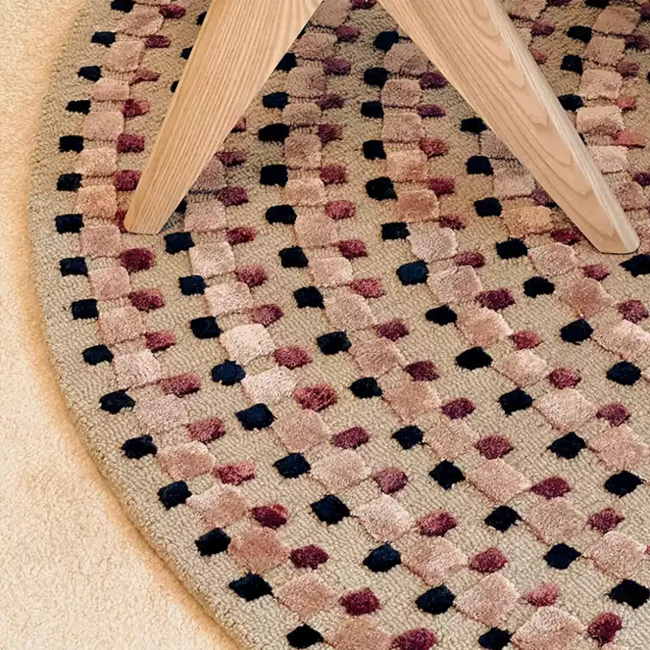 Круглый ковёр ART Design ручной работы из шерсти KV39244-32