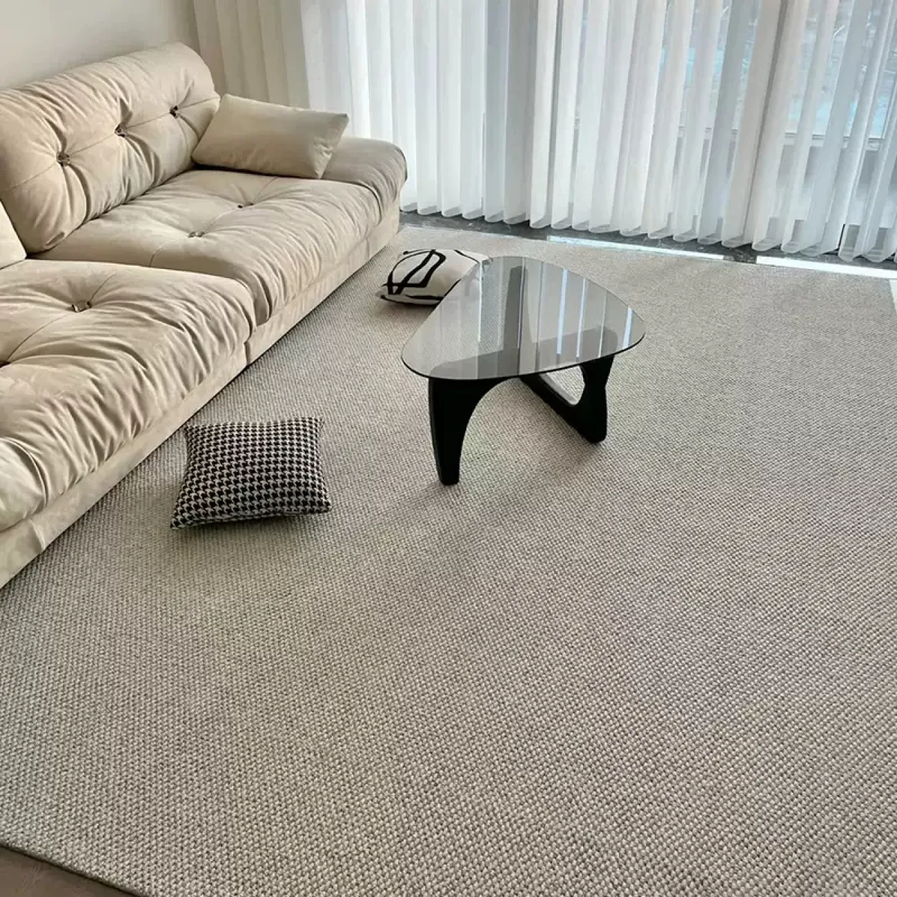 Светлый ковёр ART Design из шерсти KV39255-32