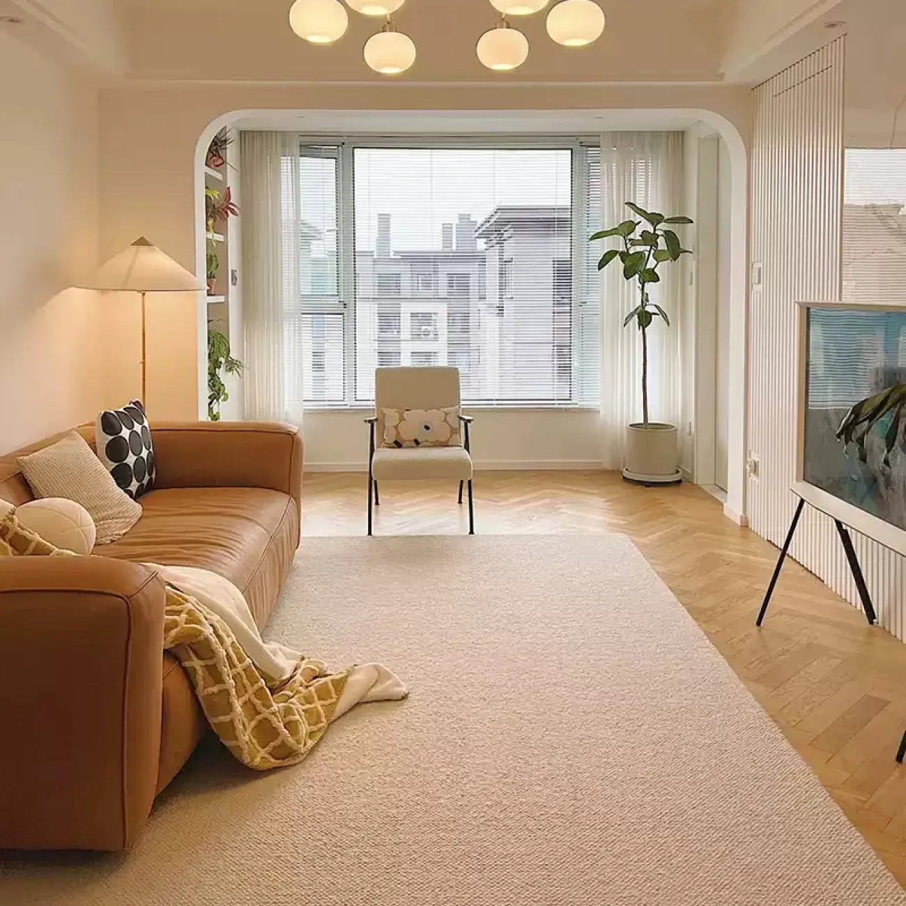 Светлый ковёр ART Design из шерсти KV39255-32