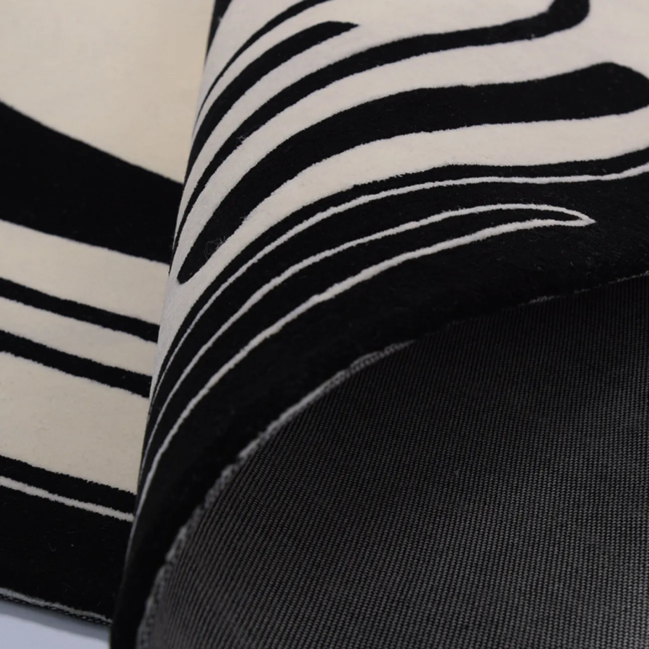 Тёплый ковёр ART Design из шерсти KV39276-32