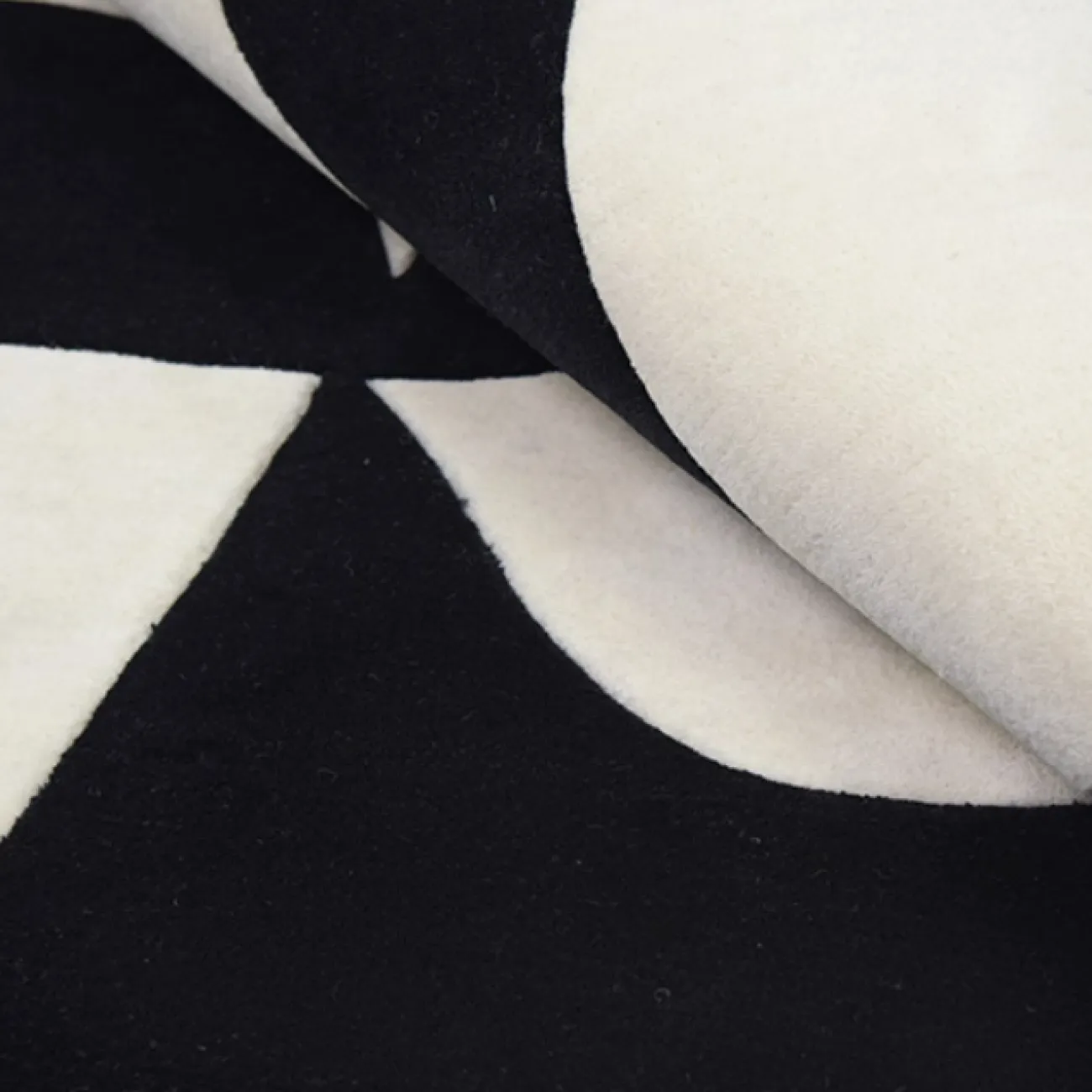 Дизайнерский ковёр ART Design из шерсти KV39284-32