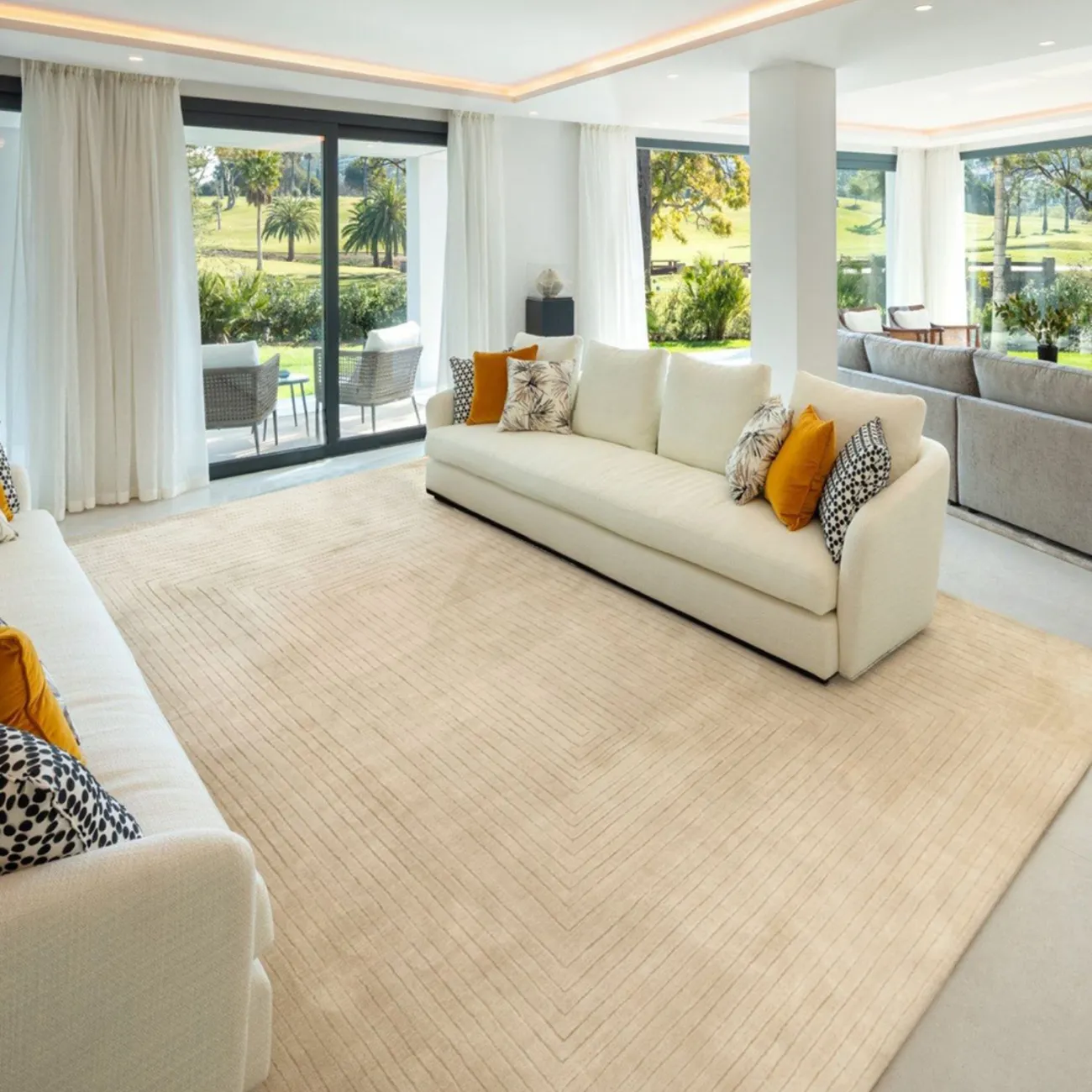 Практичный ковёр ART Design из лиоцеллы KV39293-32