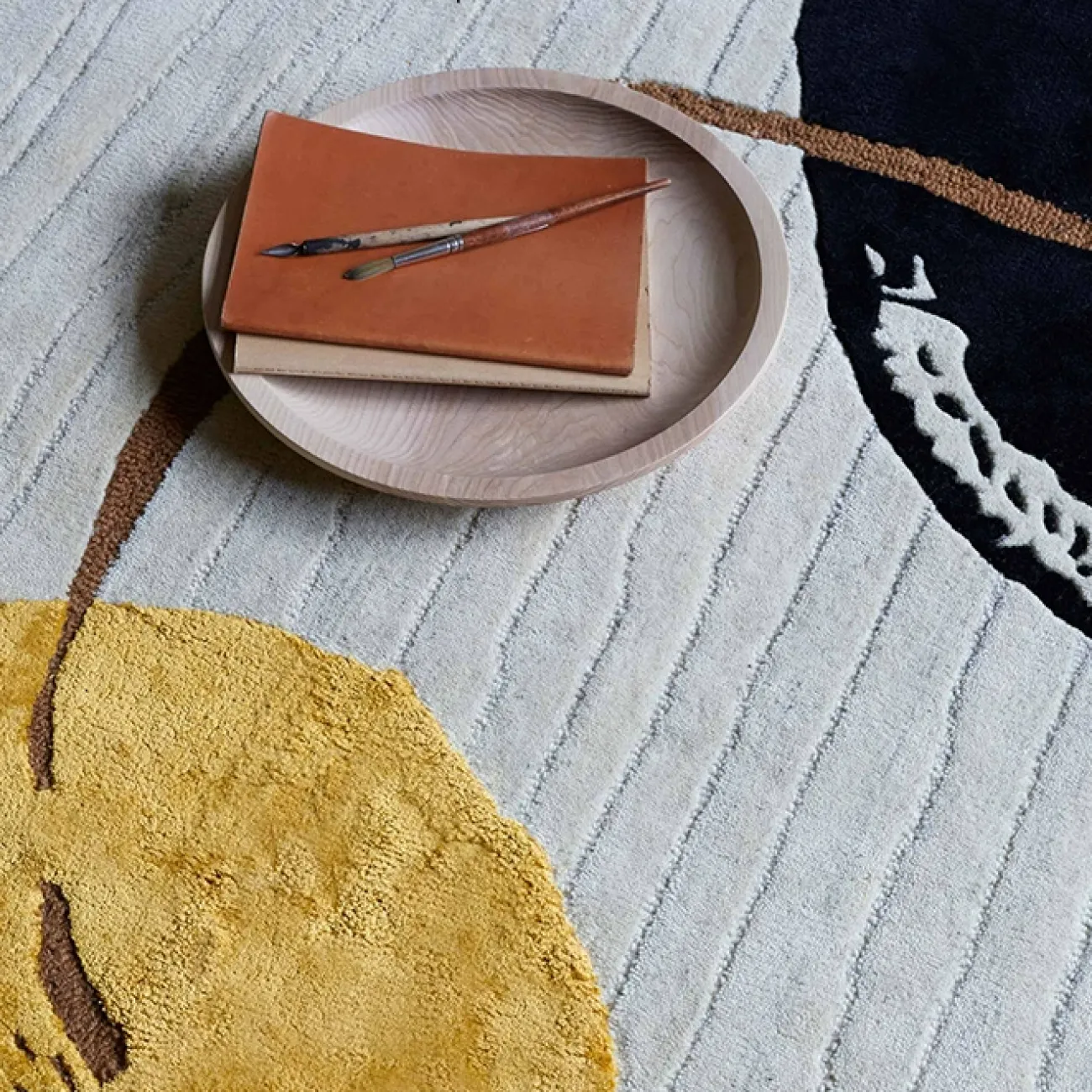 Авангардный ковёр ART Design из шерсти KV39301-32