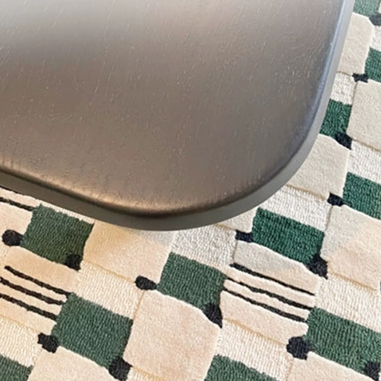 Практичный ковёр ART Design из шерсти KV39331-32