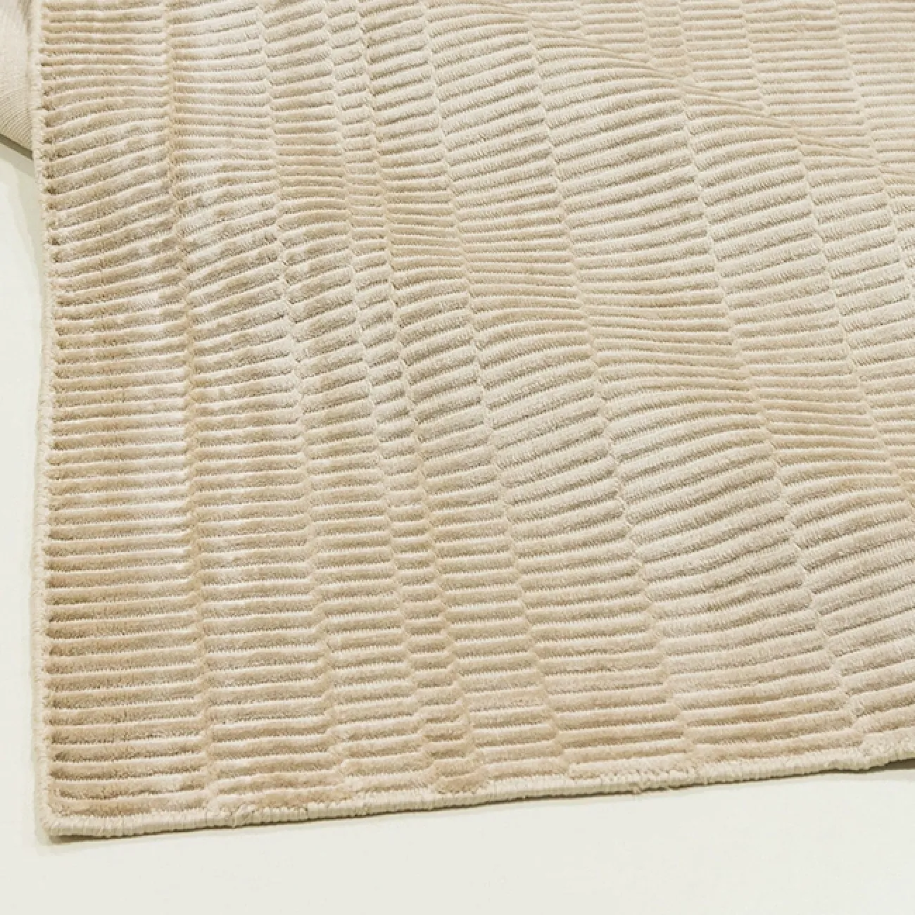 Однотонный ковёр ART Design из лиоцеллы KV39335-32 Однотонный ковёр ART Design из лиоцеллы KV39335-32