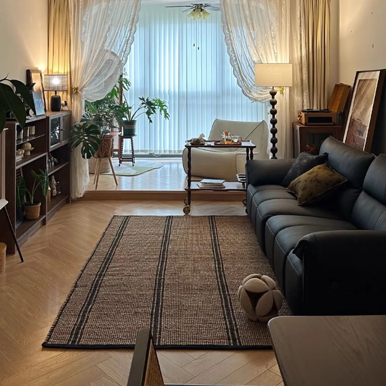 Тёплый ковёр ART Design из премиальной шерсти ручной работы KV39392-32